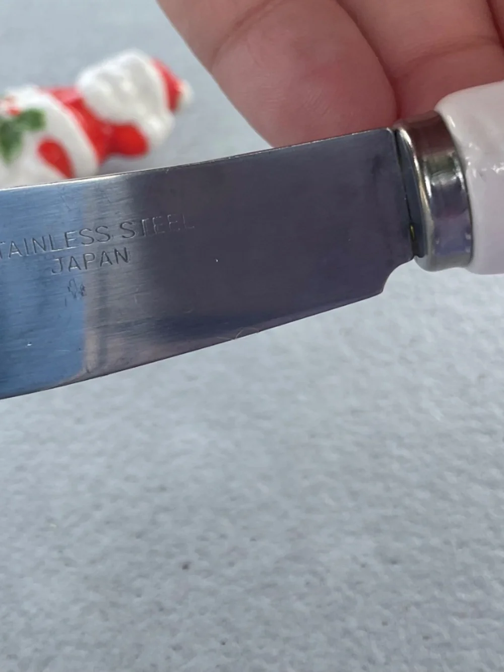 2 Holiday Butter Cheese Spreaders Vintage Stainless Steel Ceramic